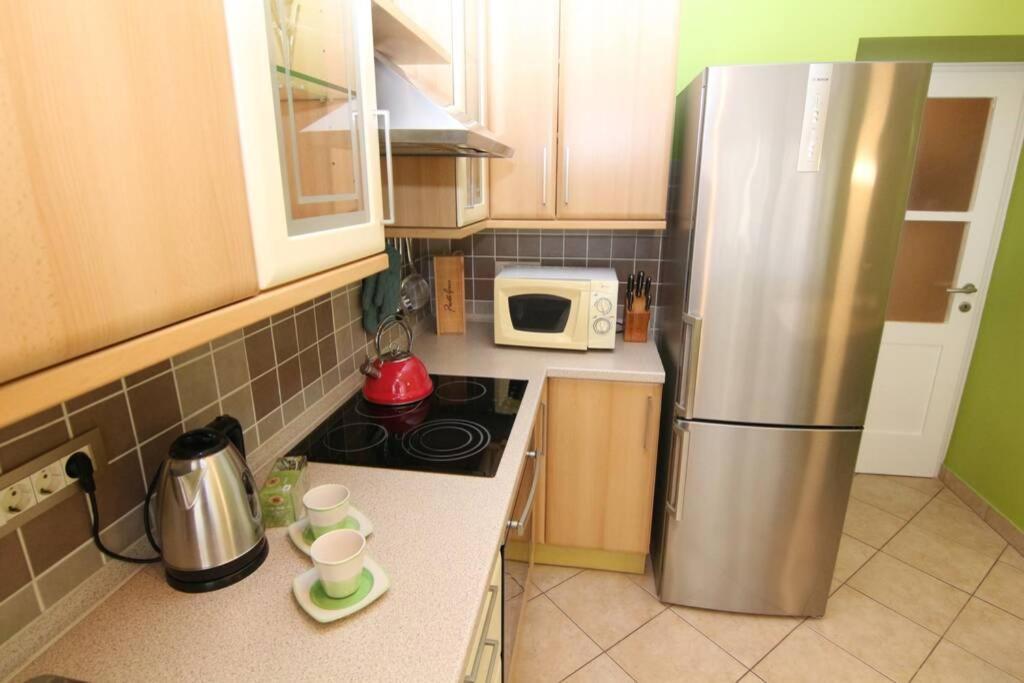 Fast Friend - Cozy Apartment In The Center With Private Garage Rijeka Exterior foto